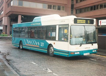 3270 on 321, Watford Junction, April 2004