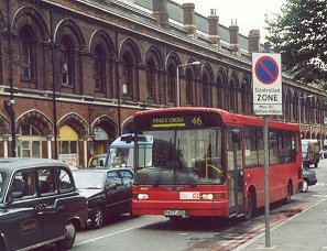 MM277 at Kings Cross Station, September 2000