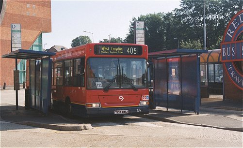 DPL14 on 405 at Redhill Bus Stn