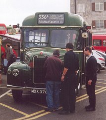 GS76 at East Grinstead, April 2001