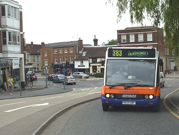 Centrebus Solo 351 on 383, Ware