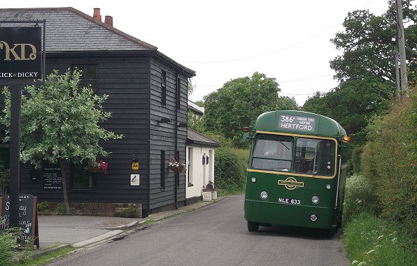RF633 on 386A, Wellpond Green