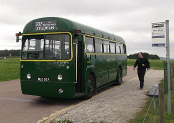 RF308 on 337 at Dunstable Downs