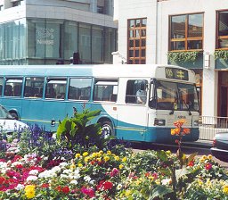 374 in Croydon, September 2000
