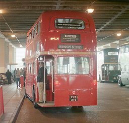 RM216 in Slough Bus Station, May 2006