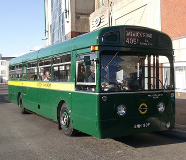 MB90 on 405B at Crawley, April 2012